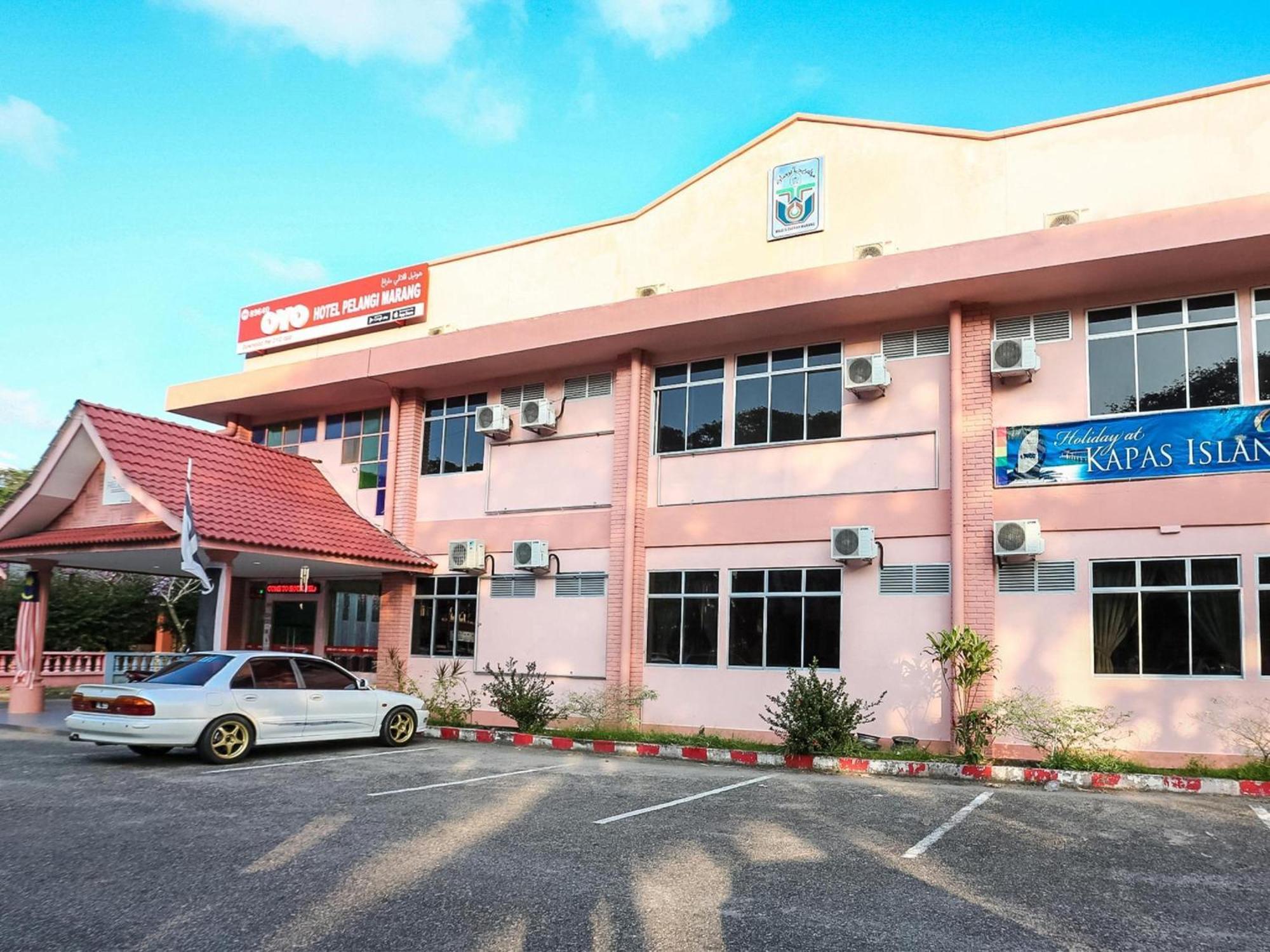 Super Oyo 89640 Hotel Pelangi Marang Exterior foto
